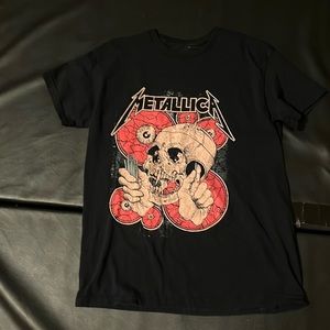 Metallica shirt